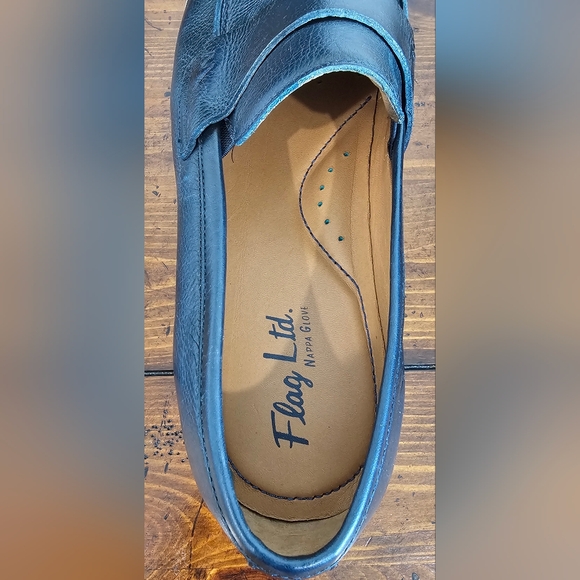 Men's Blue Leather Slip-On Loafers/Shoes W/White Sole Size 10, 11, 12, & 13 NWOB - Picture 5 of 8